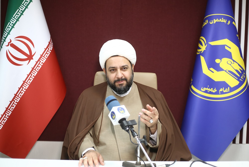 همدلی کارکنان کمیته امداد قم با آسیب دیدگان از جنگ با اهدای بخشی از حقوق خود
